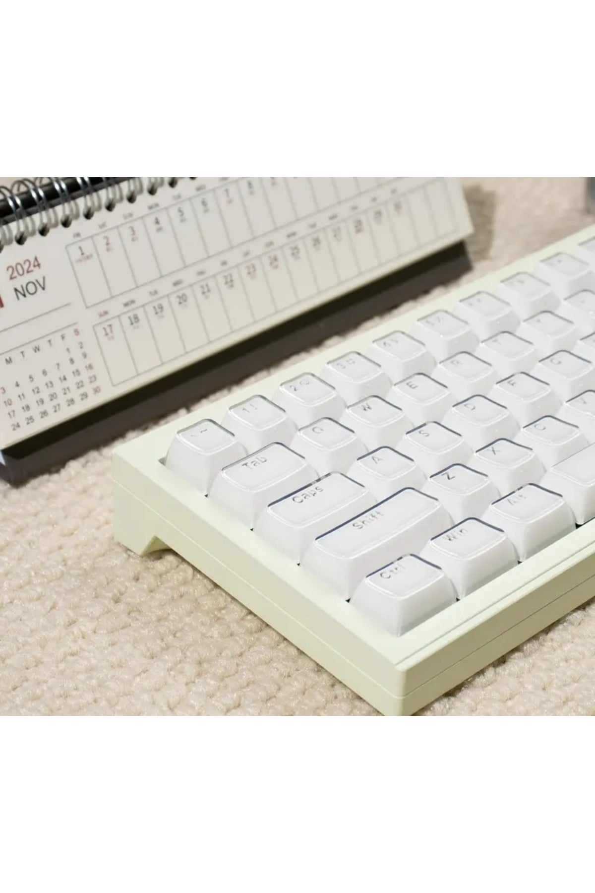 MEKANİK KLAVYE CRYSTAL JELLY KEYCAPS -136 TUŞLU KRİSTAL Jelly YARI SAYDAM OEM PROFİL PEMBE TUŞ TAKIMI - Beyaz ürün görseli 5